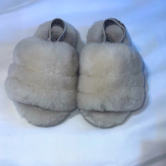 UGG Fluff Yeah Slides - Picture 1 of 3
